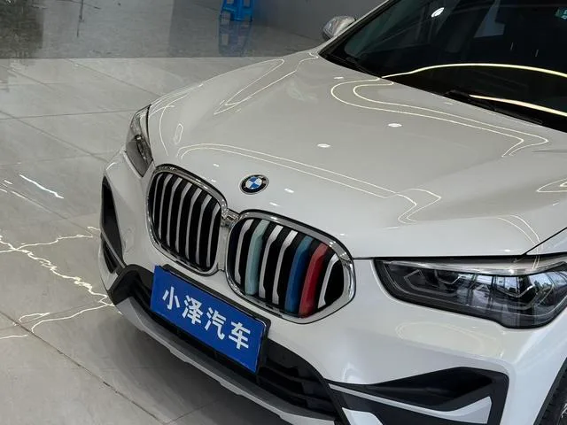 BMW X1 2021 sDrive20Li Premium Class exterior photo 3 BMW X1 2021 sDrive20Li Premium Class exterior photo 3