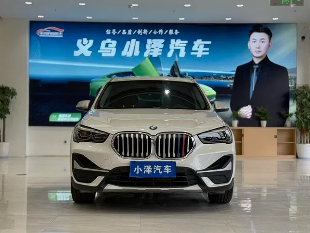 BMW X1 2021 sDrive20Li Premium Class interior photo 7 BMW X1 2021 sDrive20Li Premium Class interior photo 7