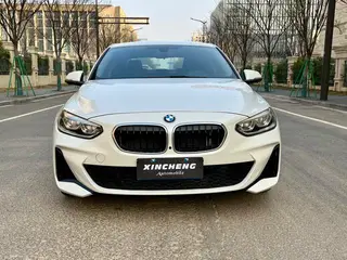 BMW 1 Series 2021 Restyling 120i M Sports version exterior photo 2 BMW 1 Series 2021 Restyling 120i M Sports version exterior photo 2