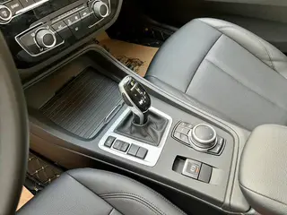BMW 1 Series 2021 Restyling 120i M Sports version interior photo 18 BMW 1 Series 2021 Restyling 120i M Sports version interior photo 18