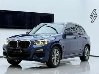 BMW X3 2019 xDrive30i Лидирующий M Спортивный костюм