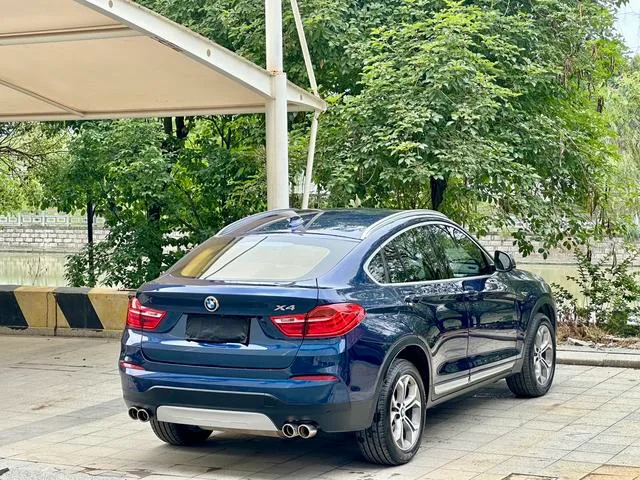 BMW X4 2016 xDrive20i M Sporty exterior photo 4 BMW X4 2016 xDrive20i M Sporty exterior photo 4