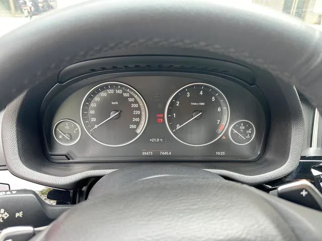 BMW X4 2016 xDrive20i M Sporty interior photo 11 BMW X4 2016 xDrive20i M Sporty interior photo 11