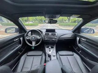 BMW M2 2016 M2 interior photo 11 BMW M2 2016 M2 interior photo 11