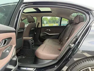 BMW 3 Series 2021 325Li M Conjunto deportivo interior foto 17 BMW 3 Series 2021 325Li M Conjunto deportivo interior foto 17