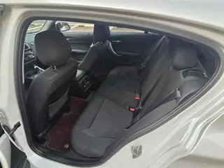BMW 1 Series (Imported) 2016 120i Leading Type interior photo 12 BMW 1 Series (Imported) 2016 120i Leading Type interior photo 12