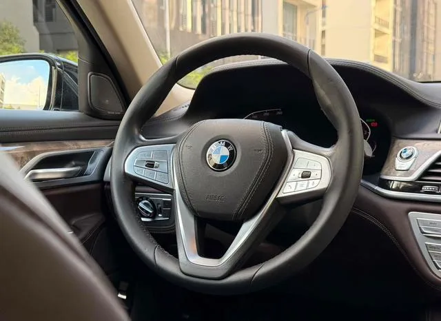 BMW 7 Series 2019 740Li Leading Type Luxury Set interior photo 6 BMW 7 Series 2019 740Li Leading Type Luxury Set interior photo 6