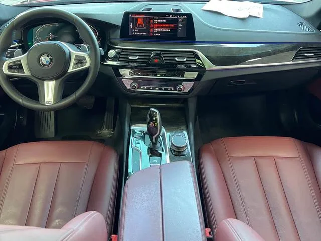 BMW 5 Series 2020 530Li Leading Type M Sports suit exterior photo 7 BMW 5 Series 2020 530Li Leading Type M Sports suit exterior photo 7