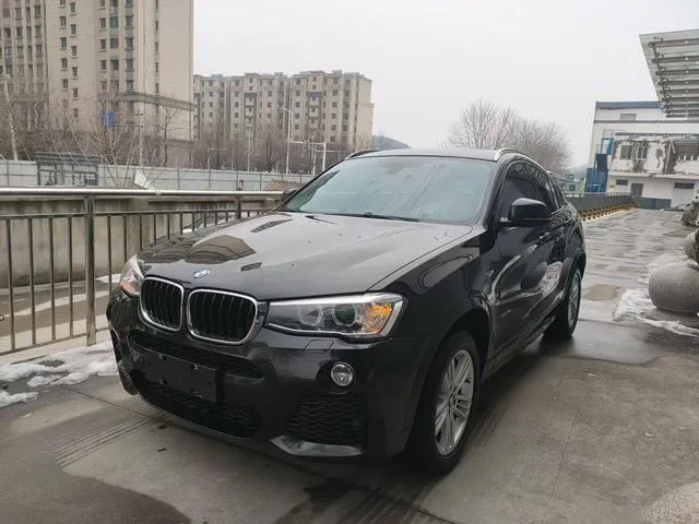 BMW X4 2016 xDrive20i M Sporty exterior photo 1 BMW X4 2016 xDrive20i M Sporty exterior photo 1