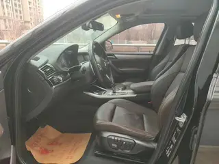 BMW X4 2016 xDrive20i M Sporty interior photo 9 BMW X4 2016 xDrive20i M Sporty interior photo 9