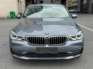 BMW 6 Series GT 2020 630i Set de diseño de lujo exterior foto 2 BMW 6 Series GT 2020 630i Set de diseño de lujo exterior foto 2