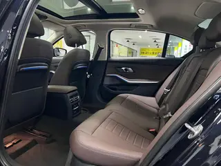 BMW 3 Series 2020 325Li M Conjunto deportivo interior foto 20 BMW 3 Series 2020 325Li M Conjunto deportivo interior foto 20