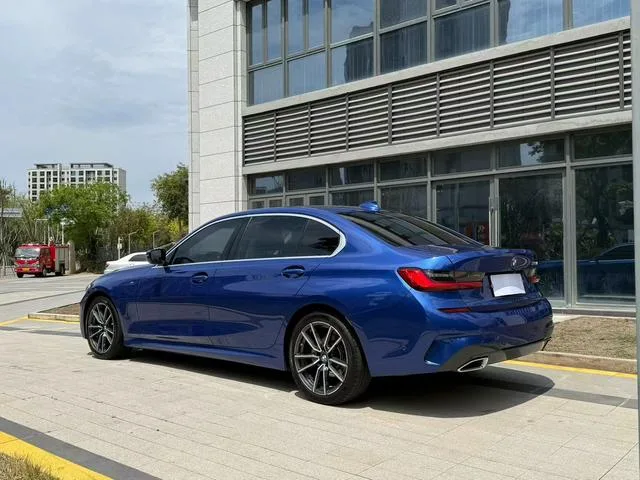 BMW 3 Series 2021 Restyling 325Li M Sports suit exterior photo 4 BMW 3 Series 2021 Restyling 325Li M Sports suit exterior photo 4