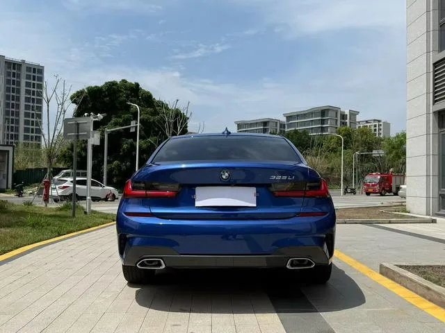 BMW 3 Series 2021 Restyling 325Li M Sports suit exterior photo 5 BMW 3 Series 2021 Restyling 325Li M Sports suit exterior photo 5