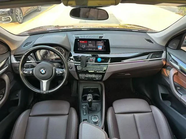 BMW X1 2021 sDrive25Li Leading Type exterior photo 5 BMW X1 2021 sDrive25Li Leading Type exterior photo 5