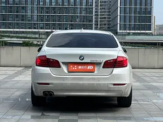 BMW 5 Series 2017 525Li Leading Type exterior photo 5