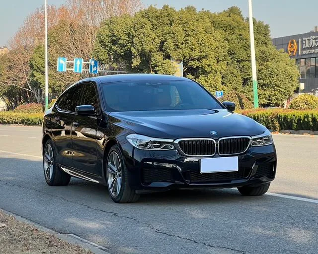 BMW 6 Series GT 2018 630i M Conjunto deportivo exterior foto 3 BMW 6 Series GT 2018 630i M Conjunto deportivo exterior foto 3