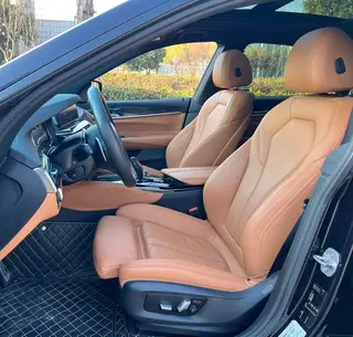 BMW 6 Series GT 2018 630i M Conjunto deportivo exterior foto 9 BMW 6 Series GT 2018 630i M Conjunto deportivo exterior foto 9