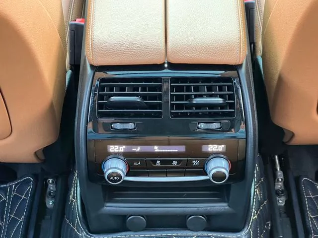 BMW 6 Series GT 2018 630i M Conjunto deportivo interior foto 15 BMW 6 Series GT 2018 630i M Conjunto deportivo interior foto 15