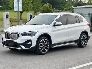 BMW X1 2020 xDrive25Li Премиум-класса