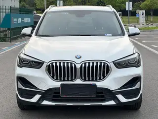 BMW X1 2020 xDrive25Li Tipo de lujo exterior foto 2 BMW X1 2020 xDrive25Li Tipo de lujo exterior foto 2