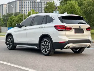 BMW X1 2020 xDrive25Li Tipo de lujo exterior foto 7 BMW X1 2020 xDrive25Li Tipo de lujo exterior foto 7