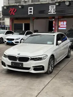 BMW 5 Series 2018 525Li M Sports suit