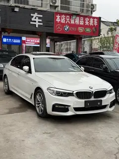 BMW 5 Series 2018 525Li M Sports suit exterior photo 2 BMW 5 Series 2018 525Li M Sports suit exterior photo 2