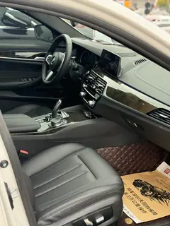 BMW 5 Series 2018 525Li M Sports suit exterior photo 4 BMW 5 Series 2018 525Li M Sports suit exterior photo 4