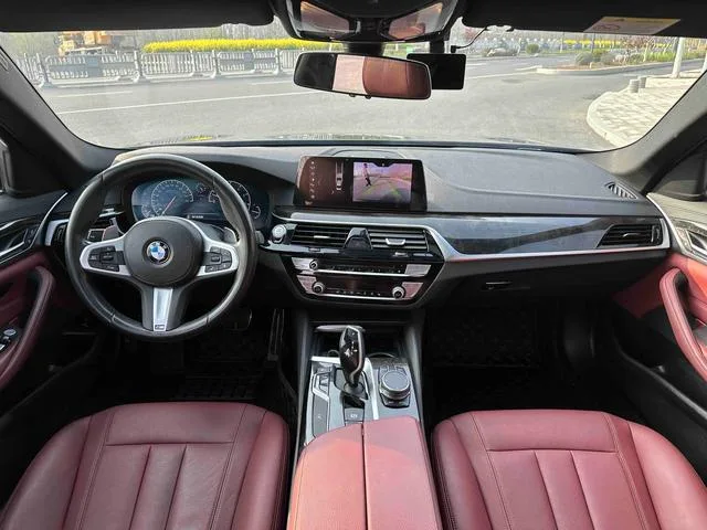 BMW 5 Series 2019 530Li Leading Type M Sports suit exterior photo 6 BMW 5 Series 2019 530Li Leading Type M Sports suit exterior photo 6
