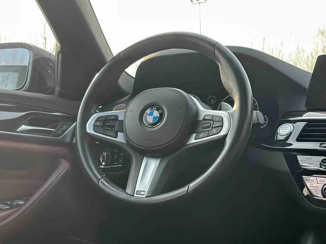 BMW 5 Series 2019 530Li Leading Type M Sports suit exterior photo 8 BMW 5 Series 2019 530Li Leading Type M Sports suit exterior photo 8