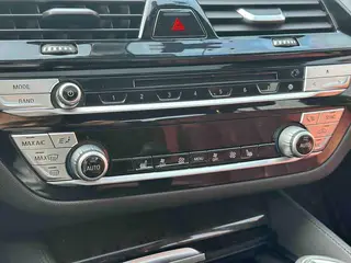 BMW 5 Series 2019 530Li Leading Type M Sports suit interior photo 14 BMW 5 Series 2019 530Li Leading Type M Sports suit interior photo 14