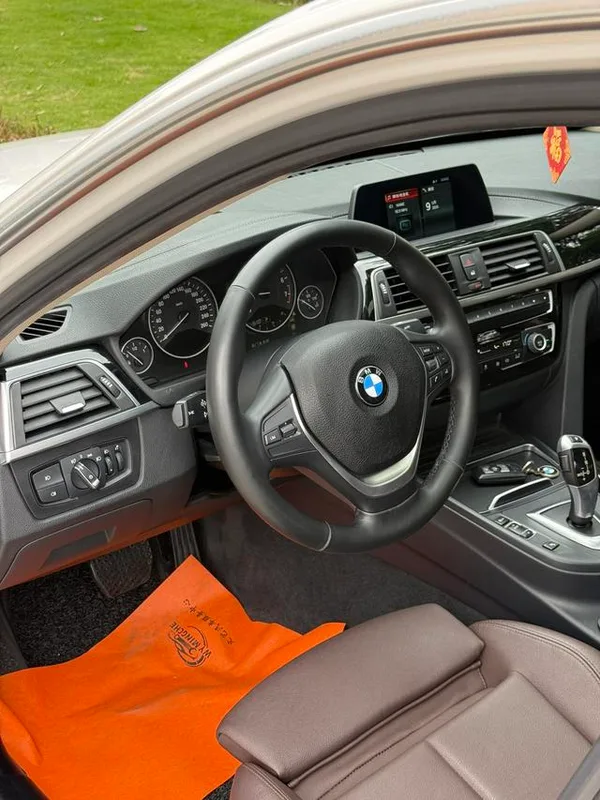 BMW 3 Series 2018 320Li Fashionable interior photo 12 BMW 3 Series 2018 320Li Fashionable interior photo 12