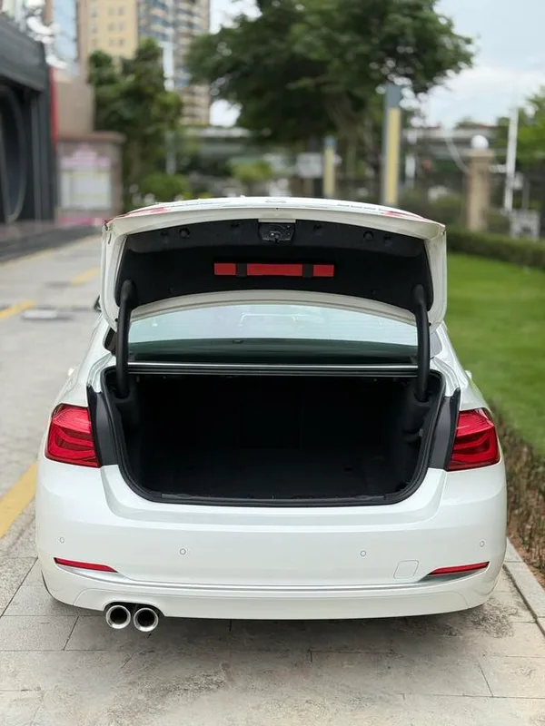 BMW 3 Series 2018 320Li Fashionable interior photo 17 BMW 3 Series 2018 320Li Fashionable interior photo 17