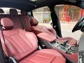 BMW X4 2020 xDrive25i M Sports suit interior photo 12 BMW X4 2020 xDrive25i M Sports suit interior photo 12