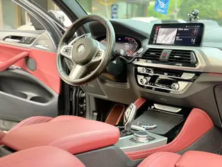 BMW X4 2020 xDrive25i M Sports suit interior photo 14 BMW X4 2020 xDrive25i M Sports suit interior photo 14