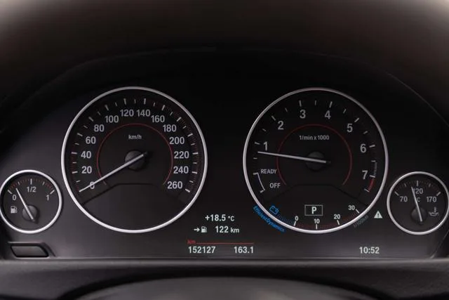 BMW 3 Series 2017 330i M Deporte interior foto 13 BMW 3 Series 2017 330i M Deporte interior foto 13