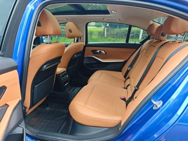 BMW 3 Series 2020 320Li M Sports suit exterior photo 6 BMW 3 Series 2020 320Li M Sports suit exterior photo 6