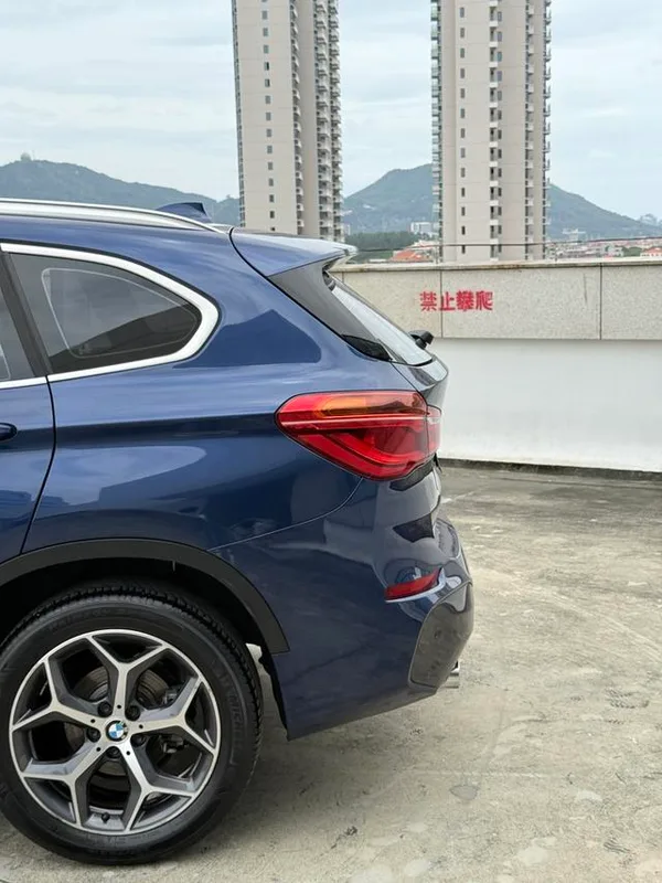 BMW X1 2018 sDrive18Li Tipo de lujo exterior foto 4 BMW X1 2018 sDrive18Li Tipo de lujo exterior foto 4