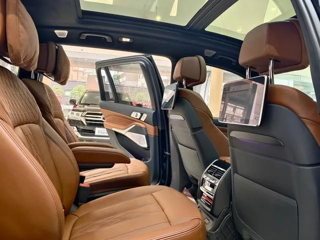BMW X7 2019 xDrive40i Tipo administrativo M Conjunto deportivo exterior foto 10 BMW X7 2019 xDrive40i Tipo administrativo M Conjunto deportivo exterior foto 10