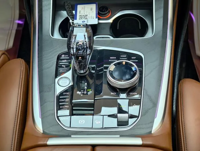 BMW X7 2019 xDrive40i Tipo administrativo M Conjunto deportivo interior foto 18 BMW X7 2019 xDrive40i Tipo administrativo M Conjunto deportivo interior foto 18