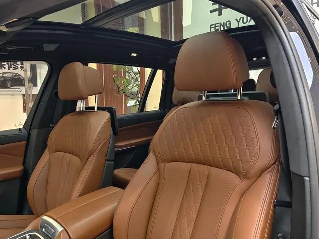 BMW X7 2019 xDrive40i Tipo administrativo M Conjunto deportivo interior foto 20 BMW X7 2019 xDrive40i Tipo administrativo M Conjunto deportivo interior foto 20