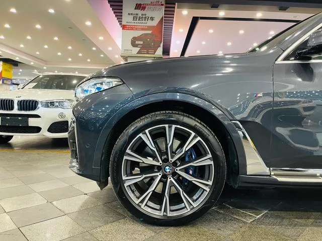 BMW X7 2020 xDrive40i Type administratif M Ensemble de sport intérieur photo 20 BMW X7 2020 xDrive40i Type administratif M Ensemble de sport intérieur photo 20