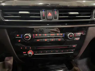 BMW X5 2017 xDrive35i Estilo elegante interior foto 10 BMW X5 2017 xDrive35i Estilo elegante interior foto 10