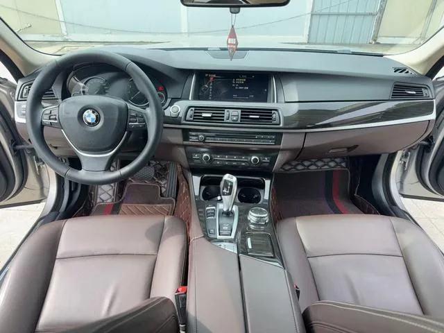 BMW 5 Series 2017 525Li Ensemble de design de luxe extérieur photo 5 BMW 5 Series 2017 525Li Ensemble de design de luxe extérieur photo 5