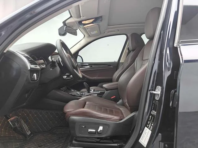 BMW X3 2019 xDrive28i M Sports suit interior photo 7 BMW X3 2019 xDrive28i M Sports suit interior photo 7