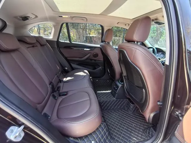 BMW X1 2020 sDrive25Li Líder interior foto 13 BMW X1 2020 sDrive25Li Líder interior foto 13