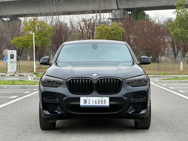 BMW X4 2021 xDrive25i M Sports Night Suit exterior photo 2