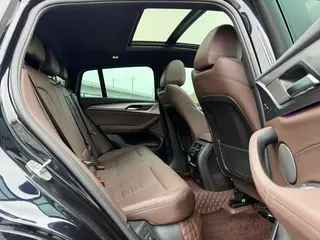 BMW X4 2021 xDrive25i M Sports Night Suit interior photo 11