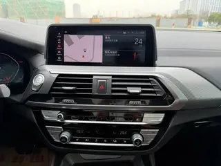 BMW X4 2021 xDrive25i M Sports Night Suit interior photo 14